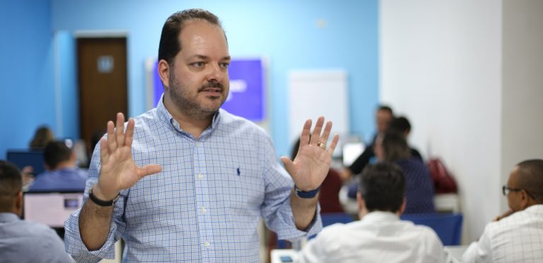 Anderson Hernandes Palestrante Profissional