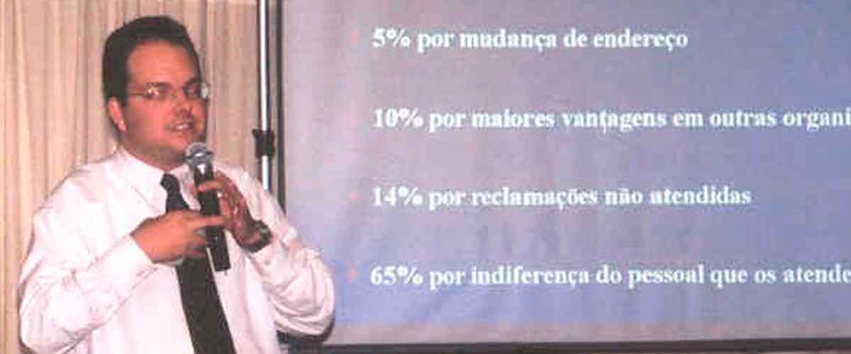 imagem que represente palestra por Anderson Hernandes