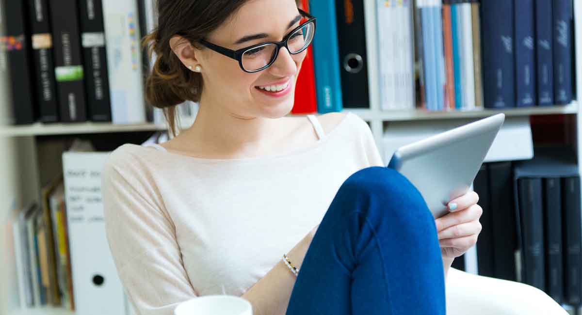 Saiba qual é a diferença entre curso online e e-book e como fazer a inclusão correta para evitar problemas futuros na tributação do seu produto digital.