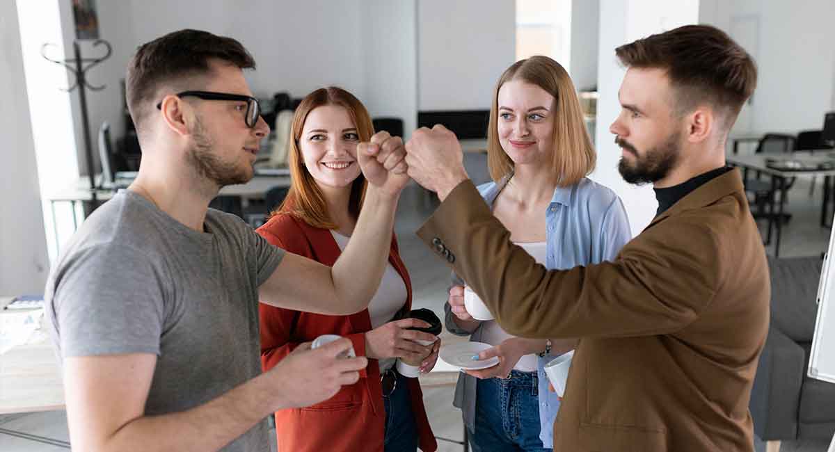 É vantajoso ter um sócio na empresa? Descubra qual é o momento ideal para considerar essa possibilidade e quais cuidados necessários para essa relação dar certo.