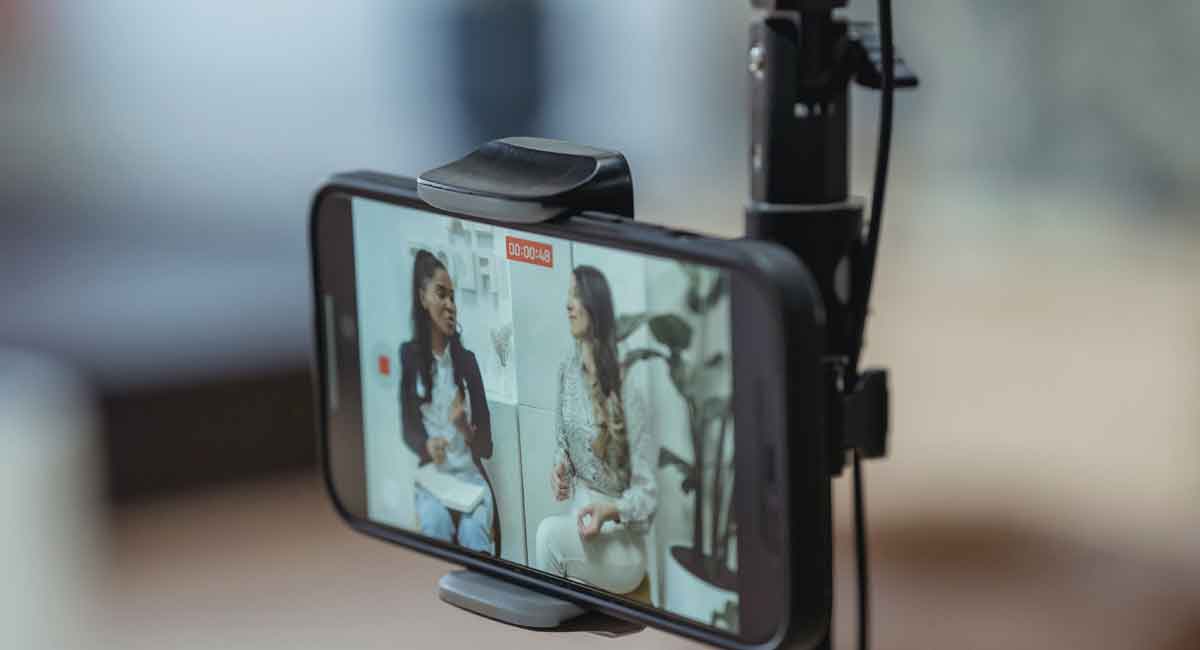 Encontre diferencial focado no marketing digital com oportunidades para afiliados e ensinando pessoas para gravarem conteúdos